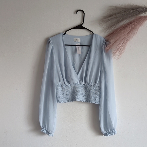 Aritzia Tops - 💐3/$25💐NWT Wilfred Aritzia wistful heatwave blue sheer sleeve top size medium